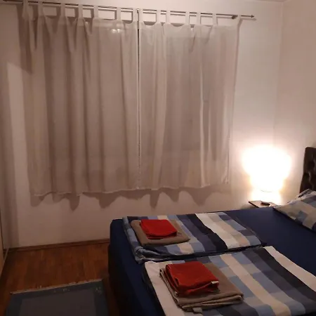 2 Kichuk Paris Apartment *